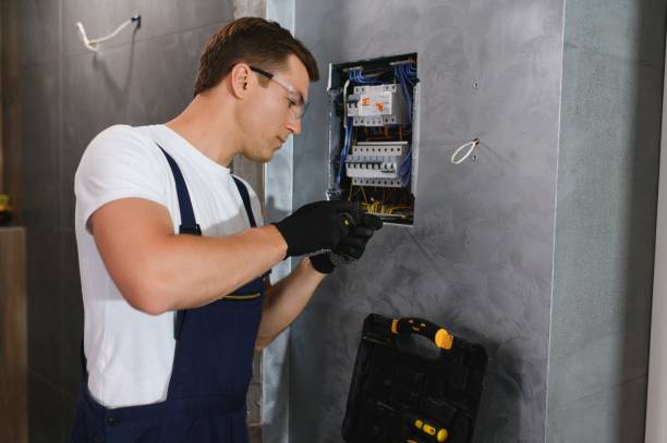 Best Local Electrician Companies  in Marinette, WI